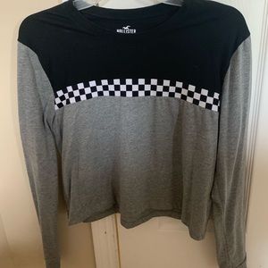 black & grey hollister tshirt